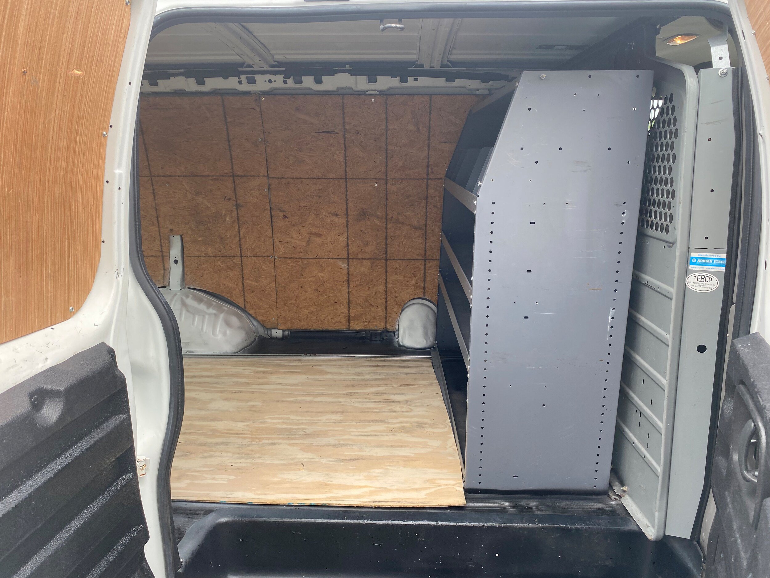 Used 2013 Chevrolet Express 2500 RWD image 16