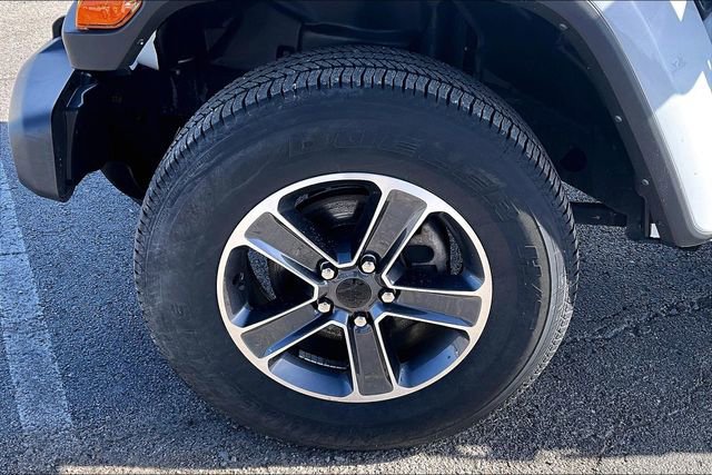 Used 2023 Jeep Wrangler Sahara image 34