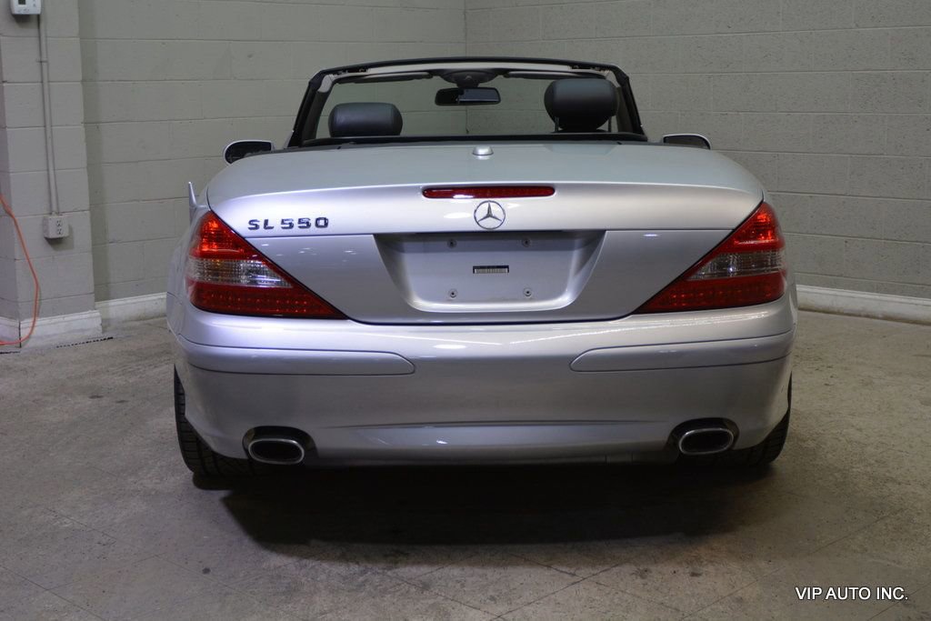 Used 2008 Mercedes-Benz SL 550 image 10