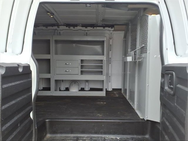 Used 2022 Chevrolet Express 2500 Extended w/ Driver Convenience Package image 22