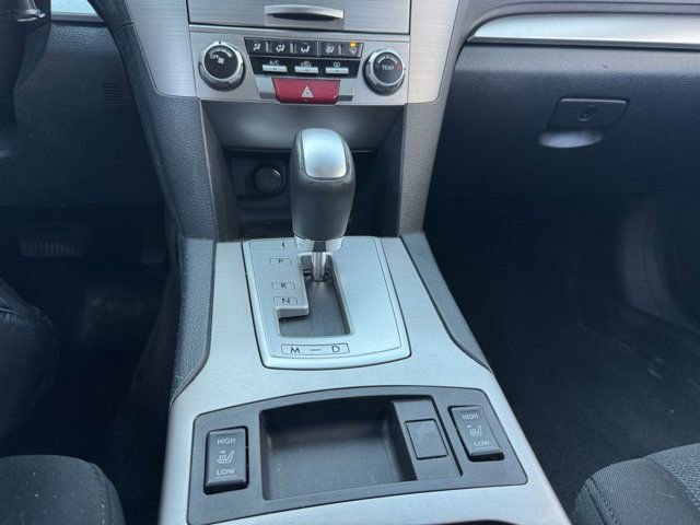 Used 2013 Subaru Outback 2.5i Premium AWD/4WD image 15