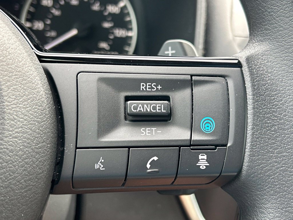 Certified 2023 Nissan Rogue SV FWD image 27