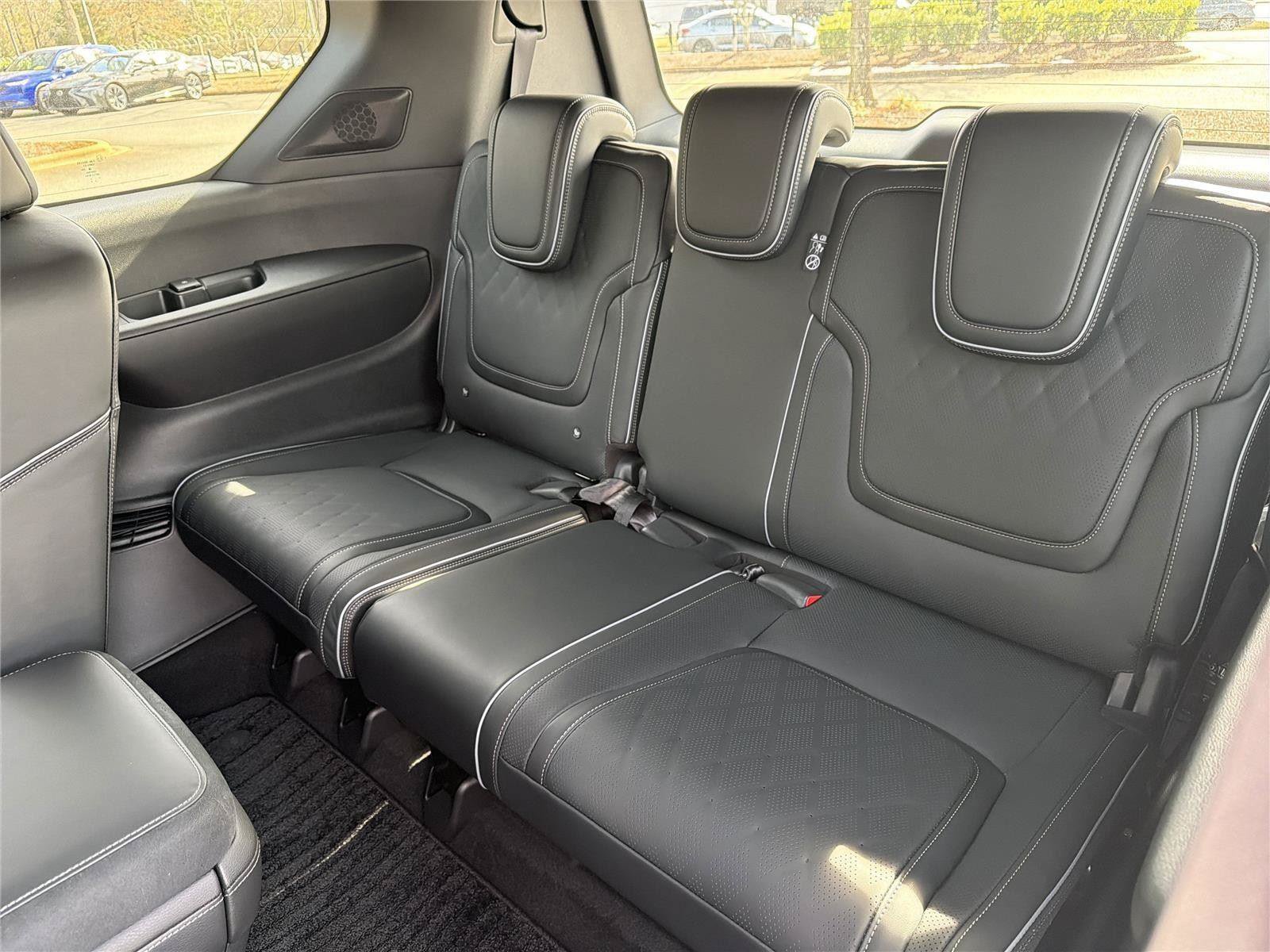 New 2026 INFINITI QX80 Autograph w/ Premium Cargo Package AWD/4WD image 26