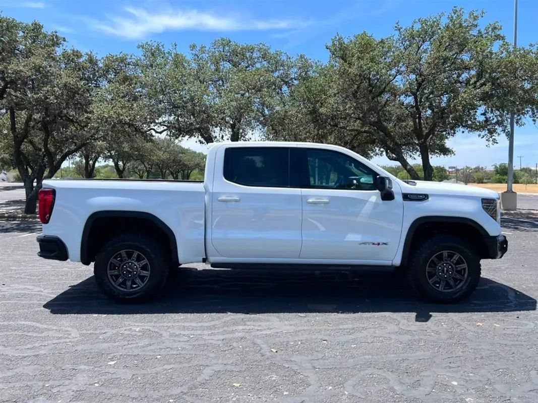 Used 2024 GMC Sierra 1500 AT4X AWD/4WD image 8