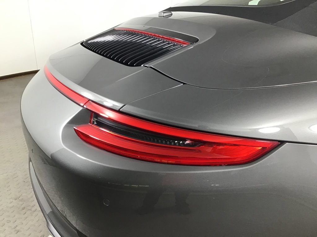 Certified 2017 Porsche 911 Carrera 4 AWD/4WD image 16