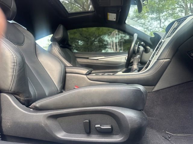Used 2018 INFINITI Q60 Red Sport 400 w/ Pro Active Package RWD image 19