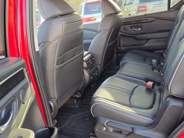 Used 2023 Honda Pilot Elite image 7