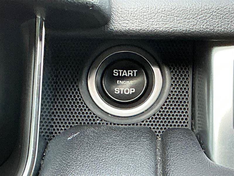 Used 2019 Land Rover Range Rover Sport SE AWD/4WD image 49