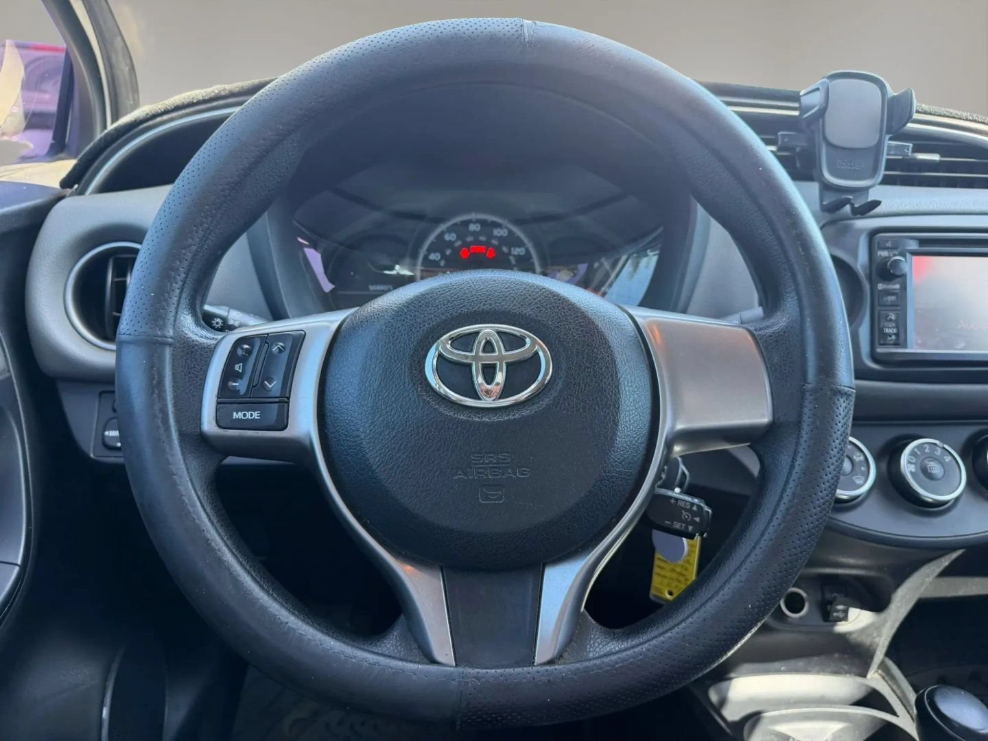 Used 2015 Toyota Yaris LE FWD image 20