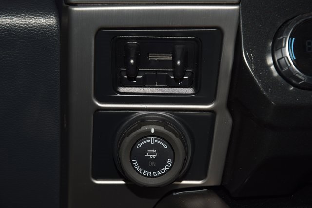 Used 2022 Ford F450 Platinum w/ FX4 Off-Road Package image 37