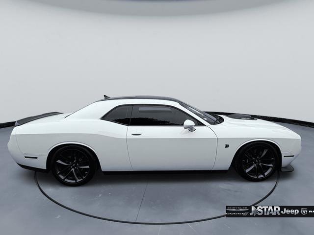Used 2019 Dodge Challenger R/T Scat Pack w/ Shaker Package image 4