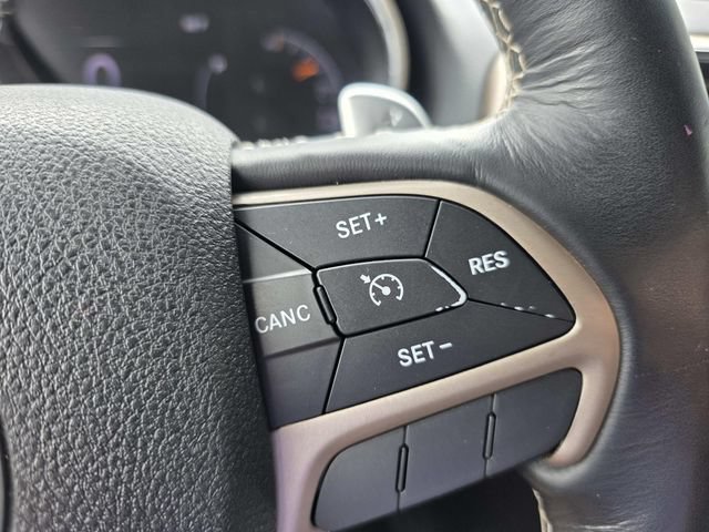 Used 2016 Jeep Grand Cherokee Limited RWD image 18