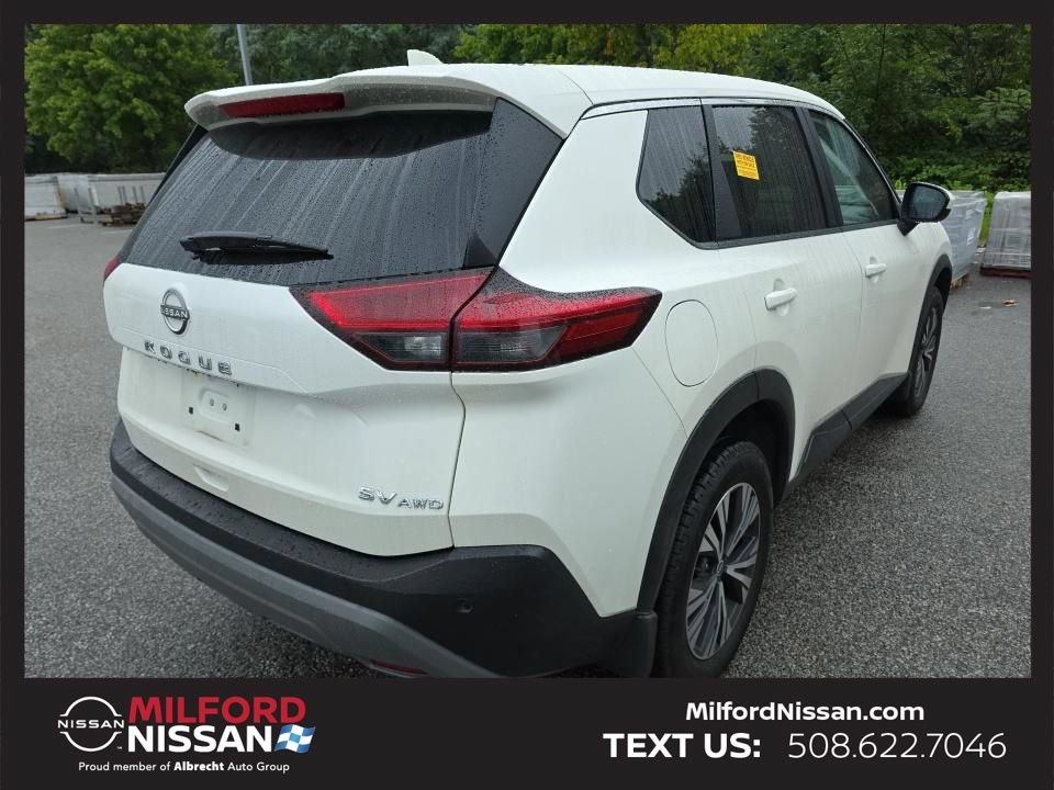 Used 2023 Nissan Rogue SV AWD/4WD image 5