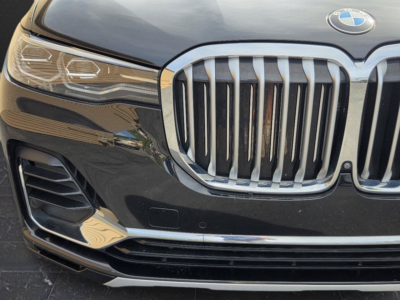 Used 2021 BMW X7 xDrive40i w/ Executive Package 2 AWD/4WD image 38