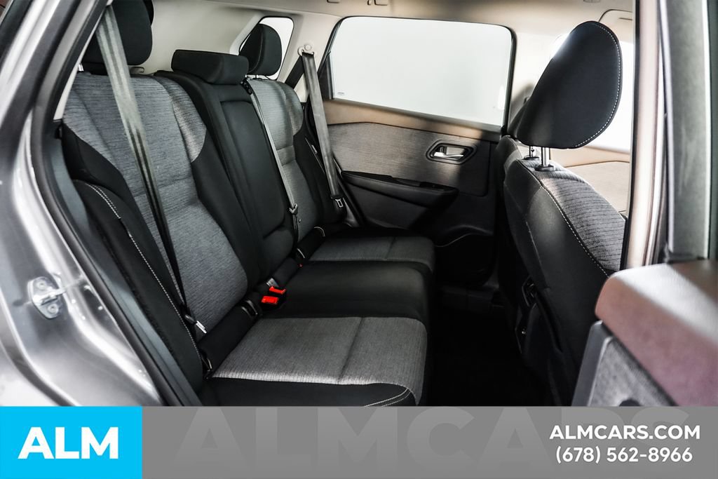 Used 2022 Nissan Rogue SV FWD image 20