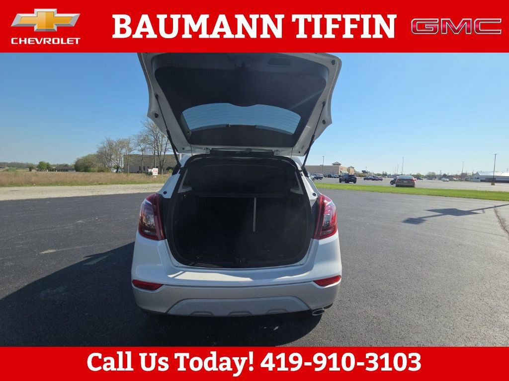 Used 2018 Buick Encore Essence FWD image 8