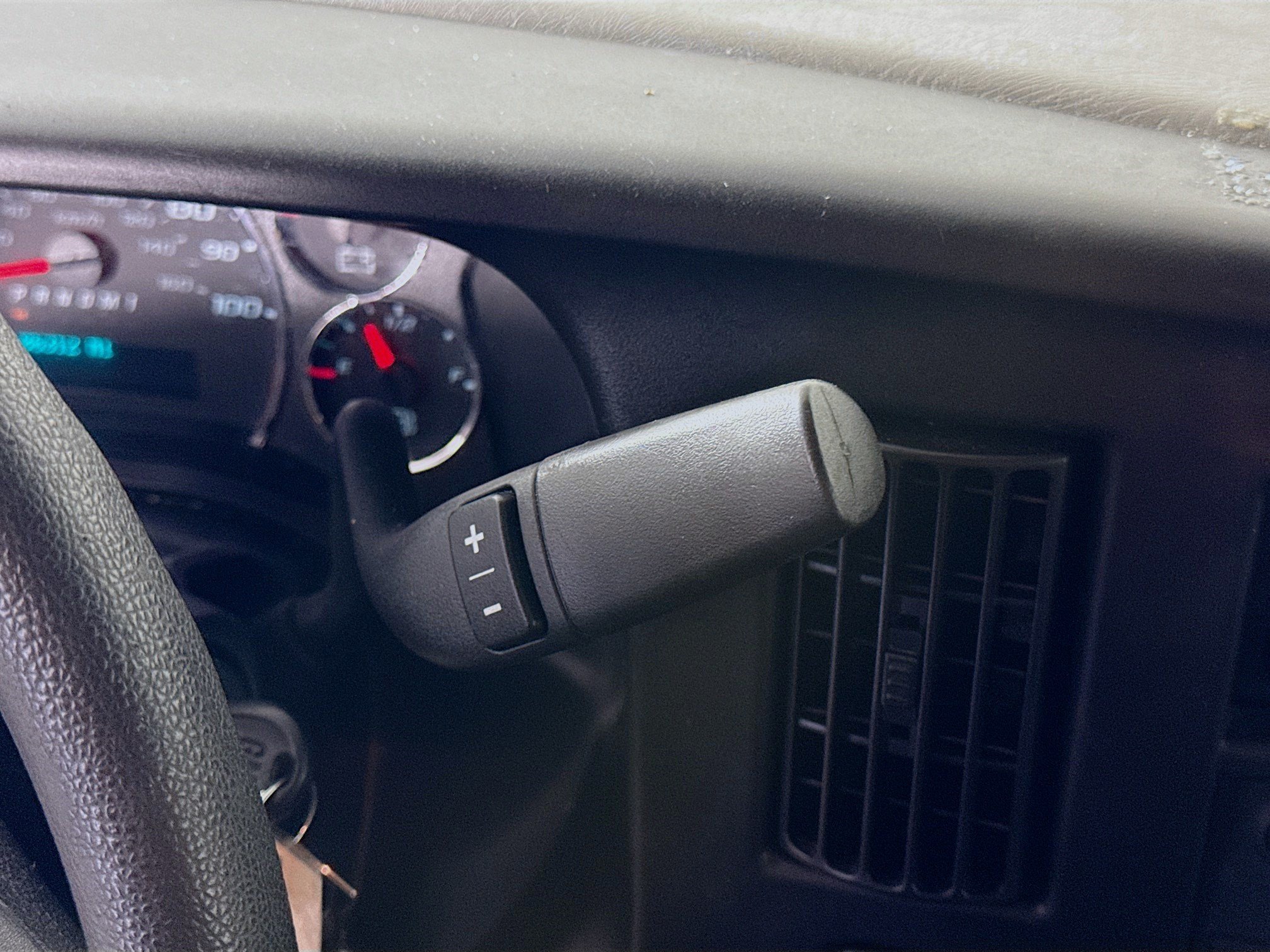Used 2021 Chevrolet Express 2500 RWD image 18