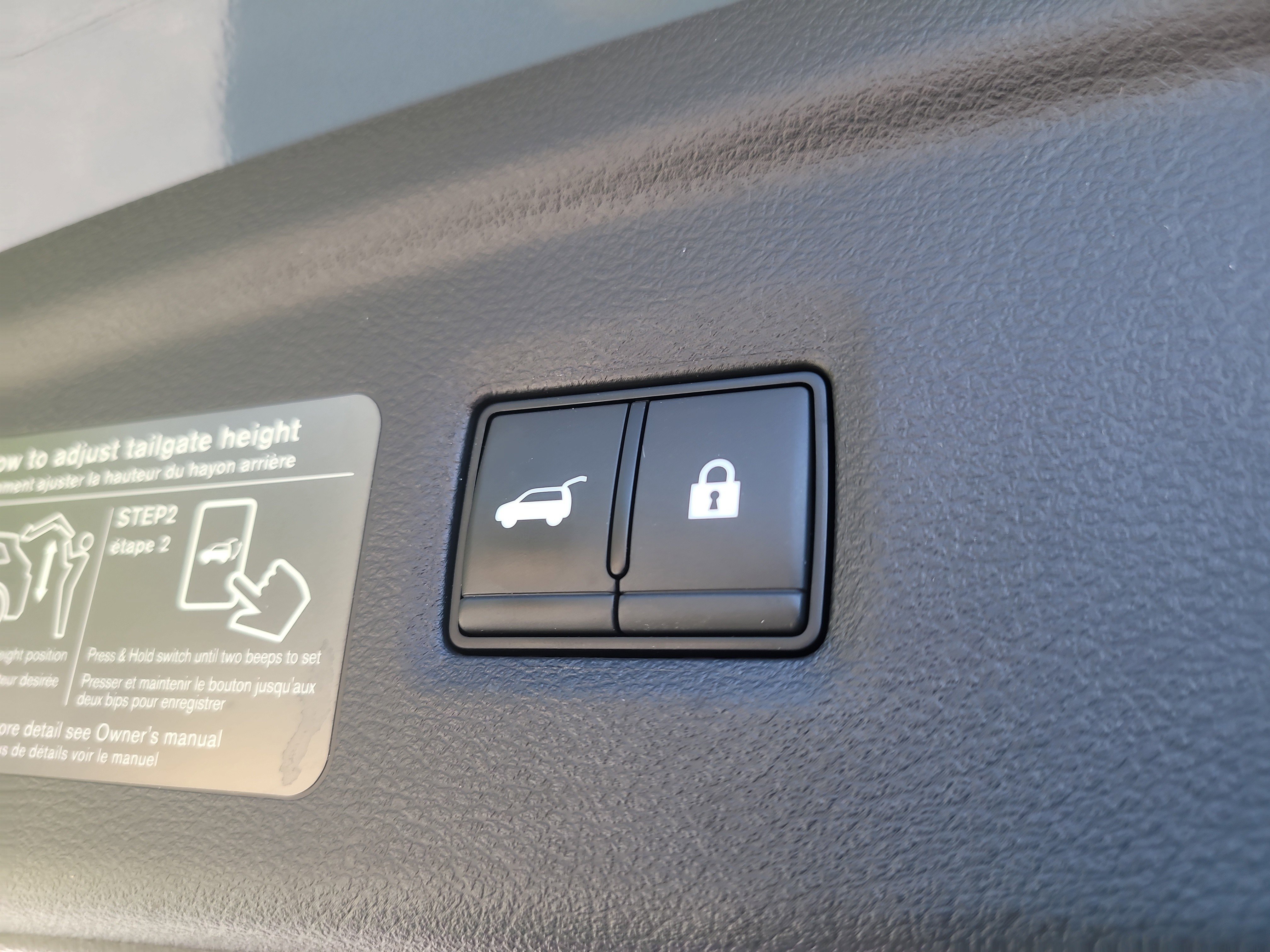 Used 2023 INFINITI QX50 Luxe FWD image 12