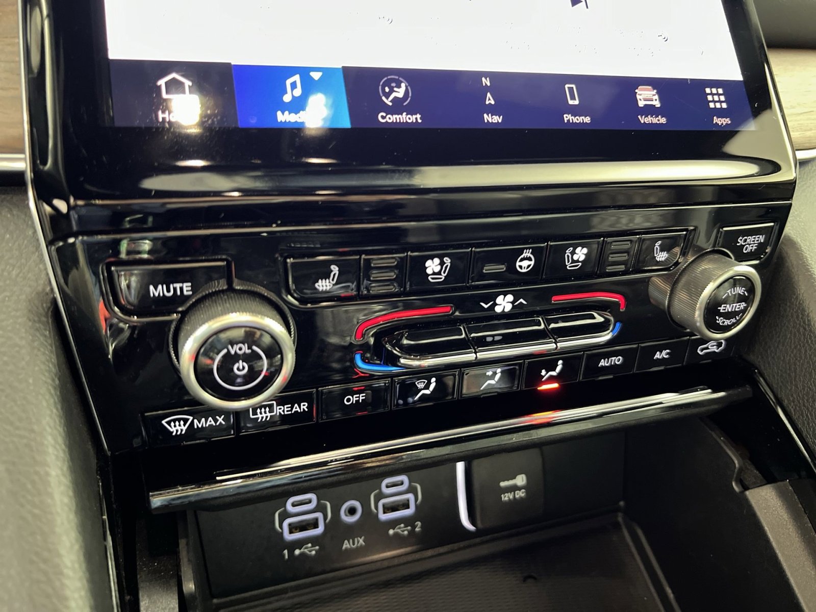 Used 2023 Jeep Grand Cherokee L Summit w/ Advanced Protech Group IV image 35