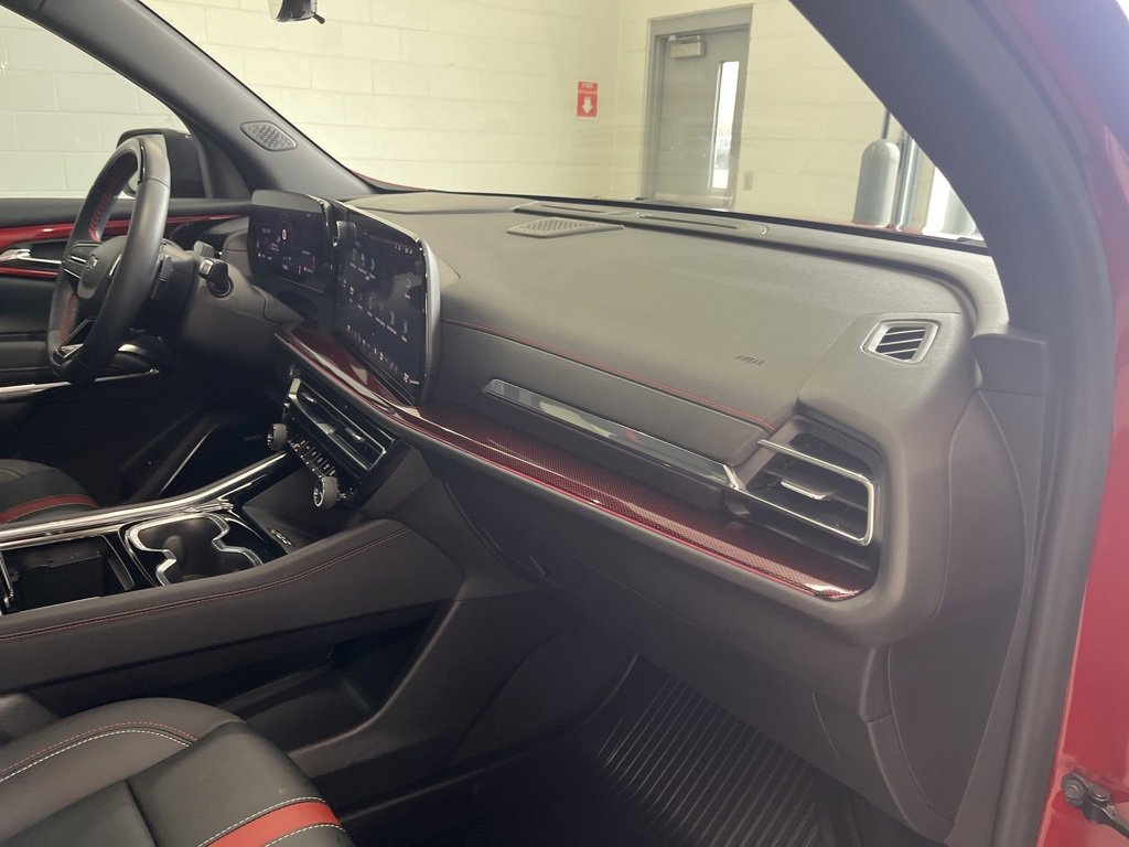 Used 2024 Chevrolet Traverse RS w/ LPO, Floor Liner Package image 40