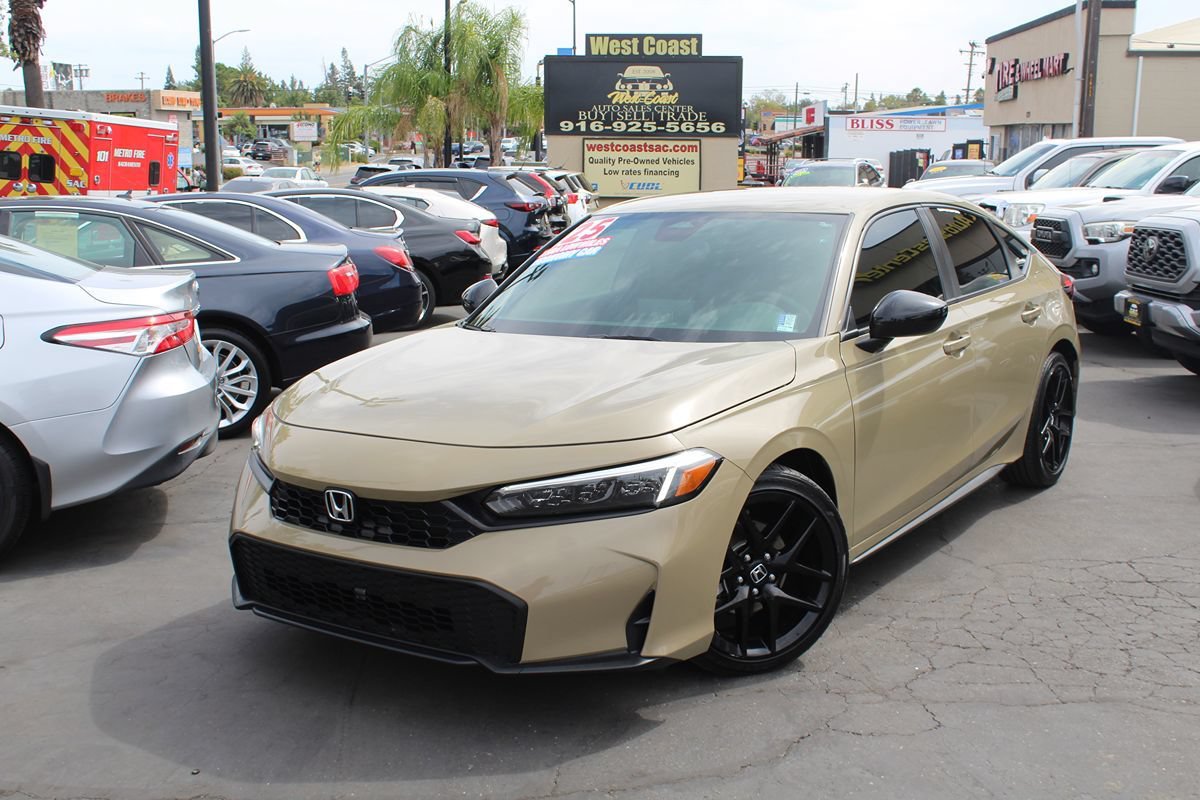 Used 2025 Honda Civic Sport image 35