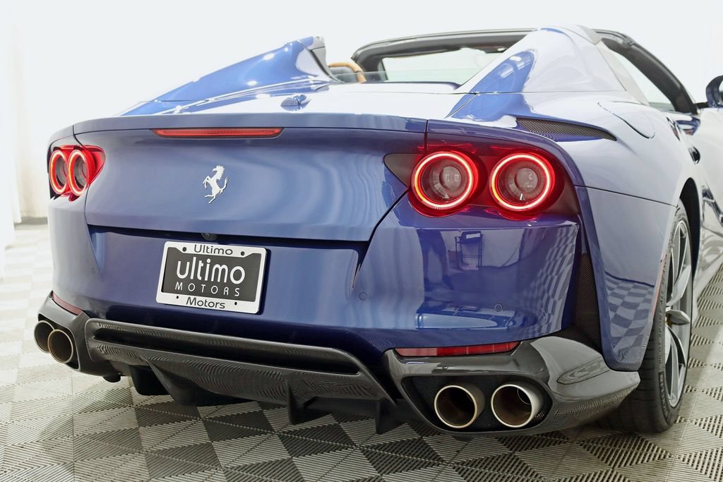 Used 2021 Ferrari 812 GTS RWD image 21