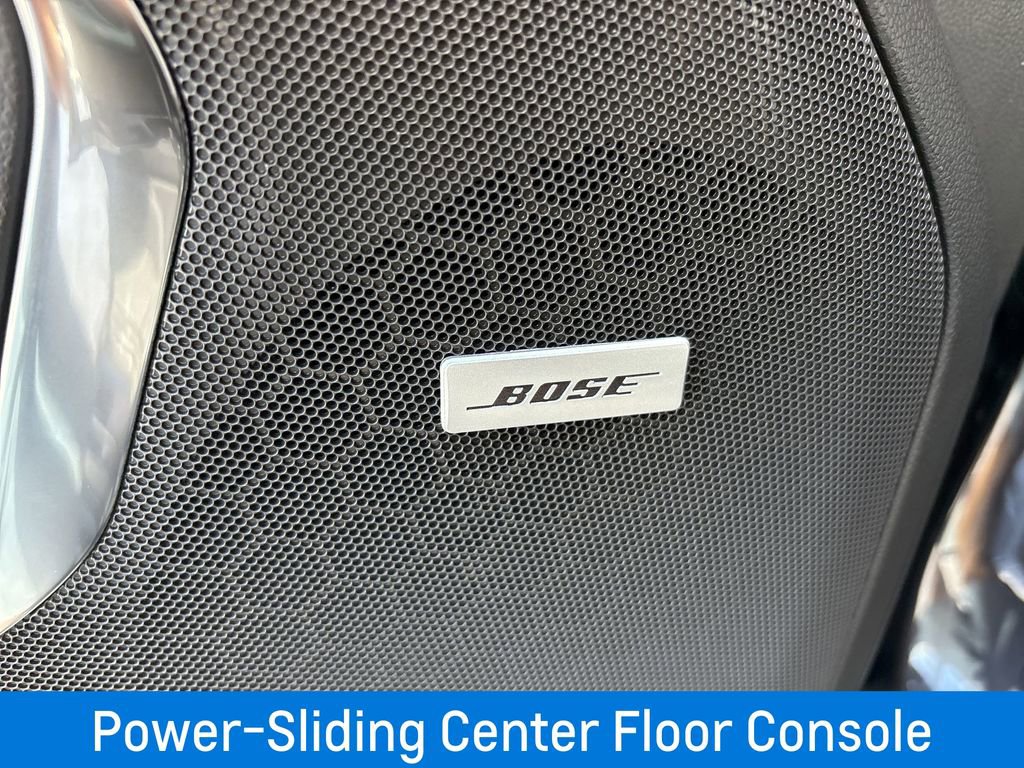 New 2025 Chevrolet Suburban Premier image 25