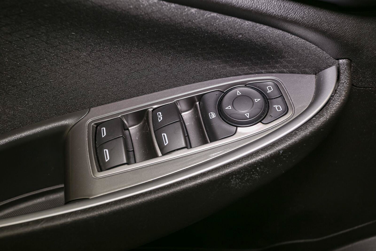 Used 2024 Chevrolet Malibu LT FWD image 39