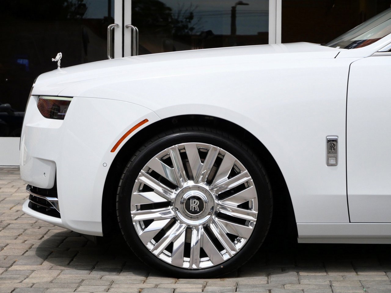 New 2025 Rolls-Royce Ghost image 10