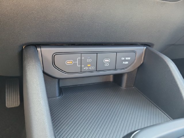 New 2026 Kia K4 FWD image 21