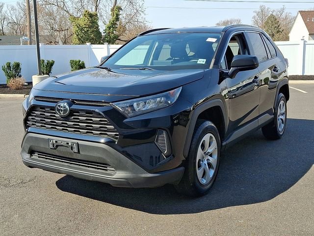Certified 2021 Toyota RAV4 LE image 3