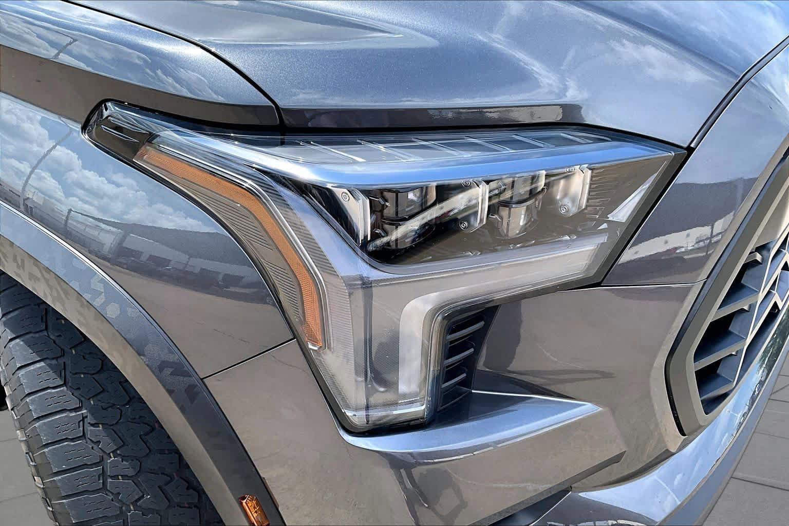 Used 2024 Toyota Sequoia TRD Pro AWD/4WD image 28