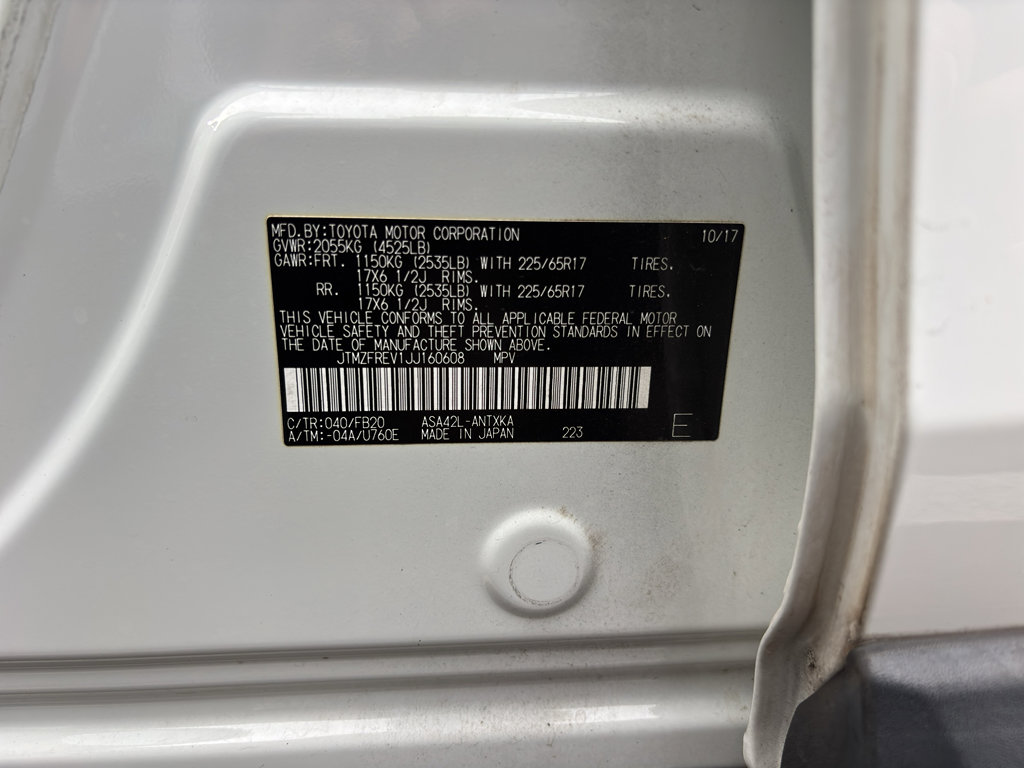 Used 2018 Toyota RAV4 LE FWD image 7