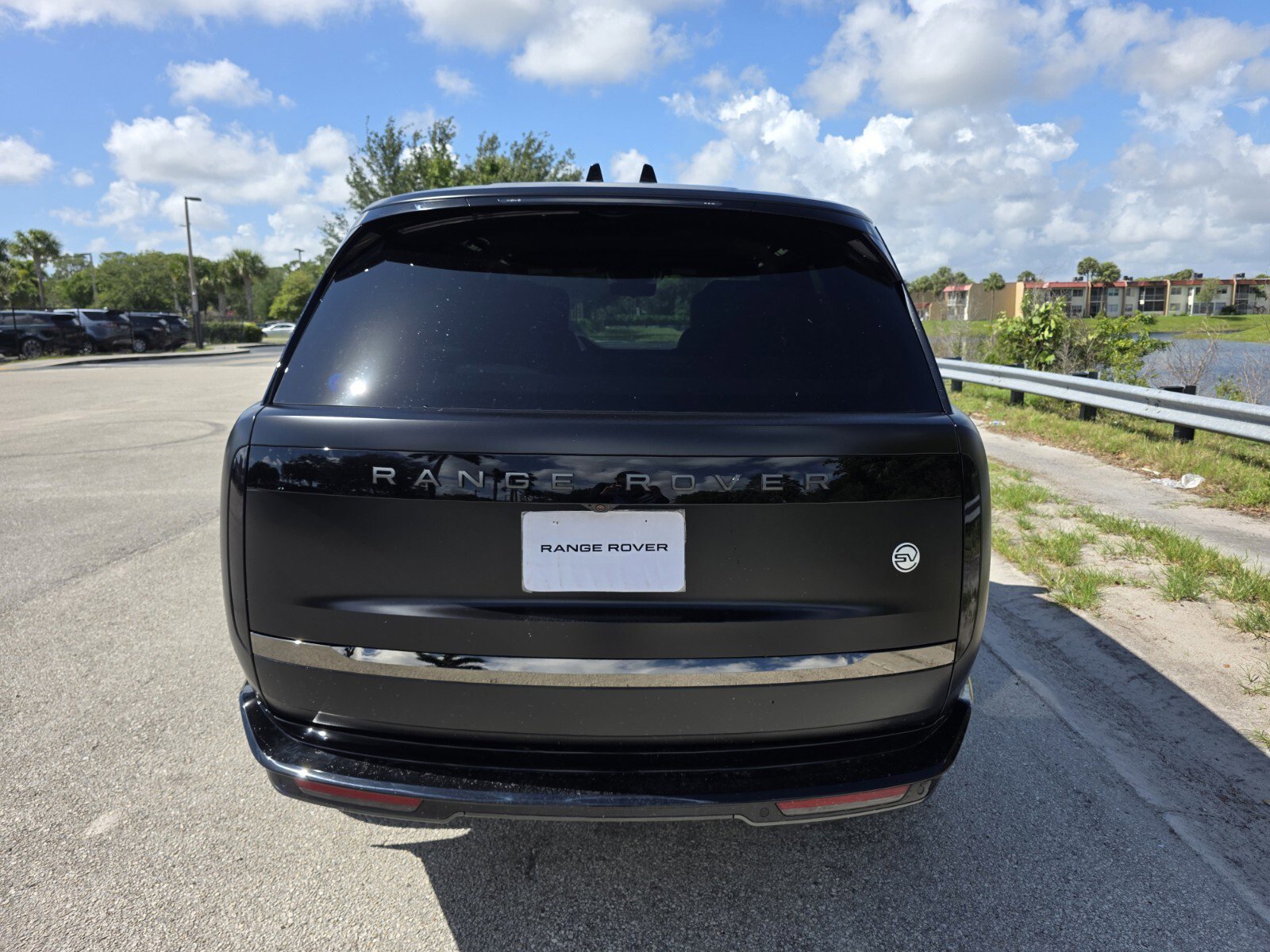 New 2026 Land Rover Range Rover SV AWD/4WD image 6