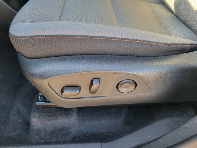 Certified 2025 Chevrolet Traverse LT image 26