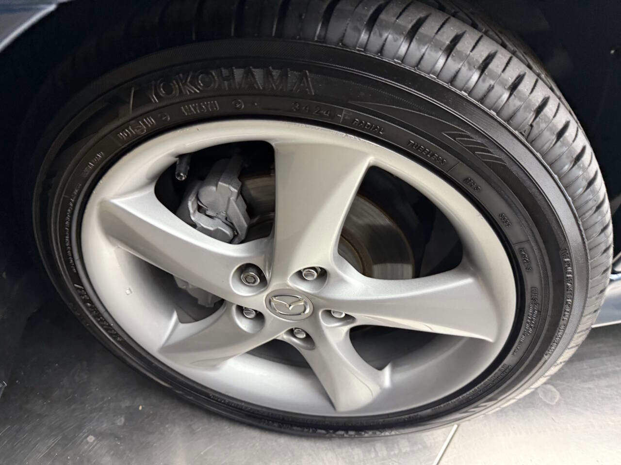 Used 2004 MAZDA MAZDA6 s w/ Luxury Pkg image 28