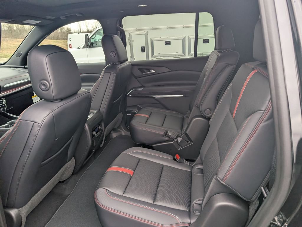 New 2026 Chevrolet Traverse RS AWD/4WD image 9