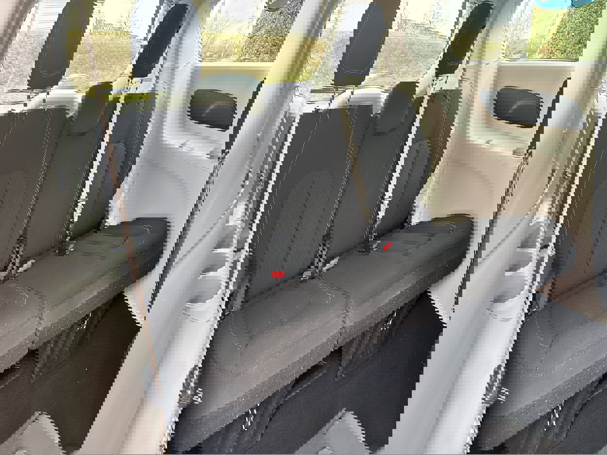 Used 2023 Chrysler Voyager LX FWD image 13