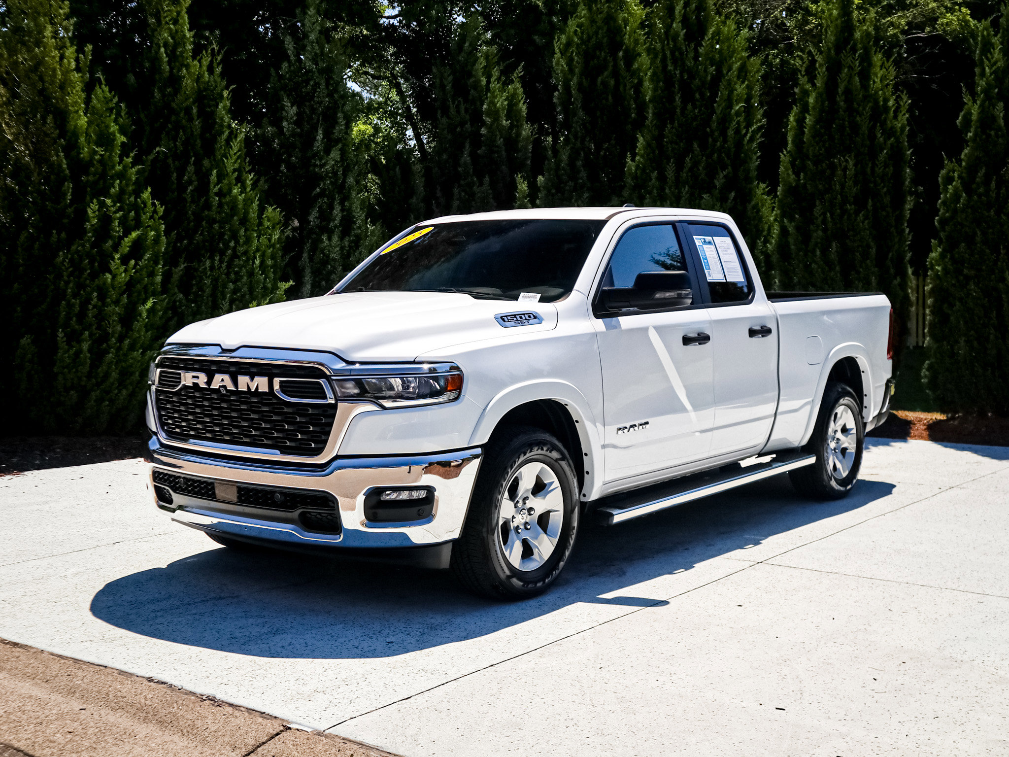 Used 2025 RAM 1500 Big Horn AWD/4WD image 5