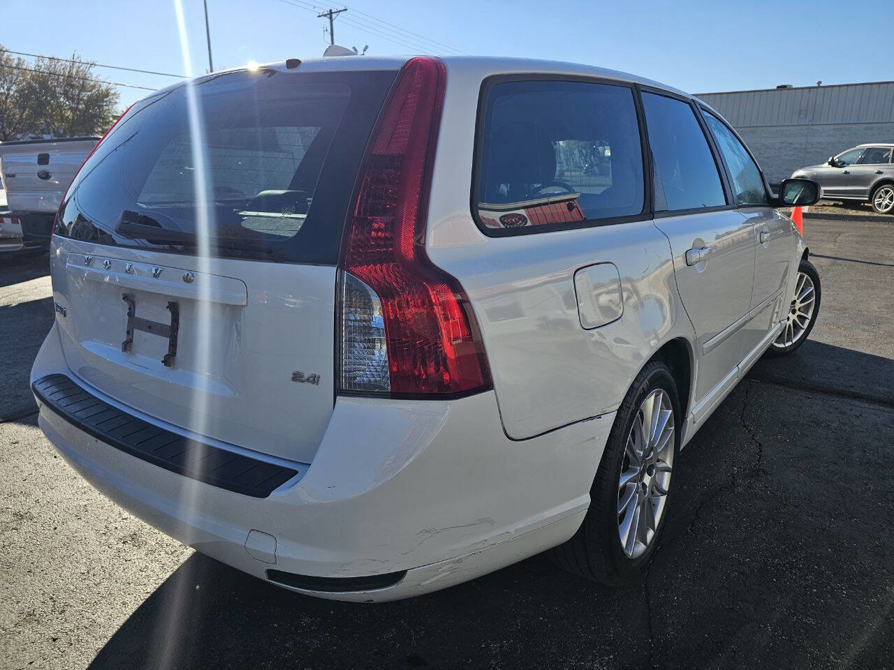 Used 2010 Volvo V50 2.4i image 7