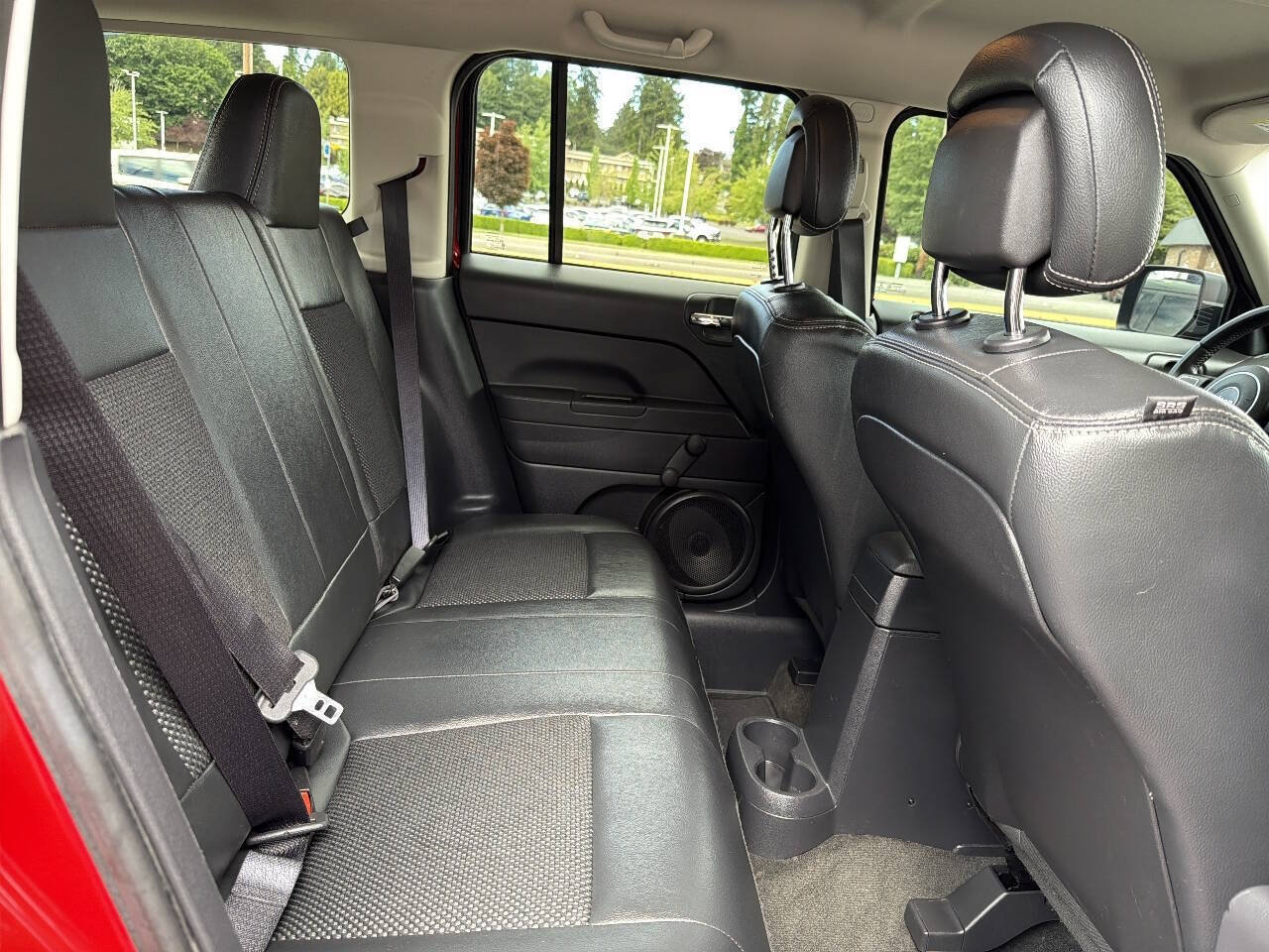 Used 2017 Jeep Patriot Sport AWD/4WD image 24