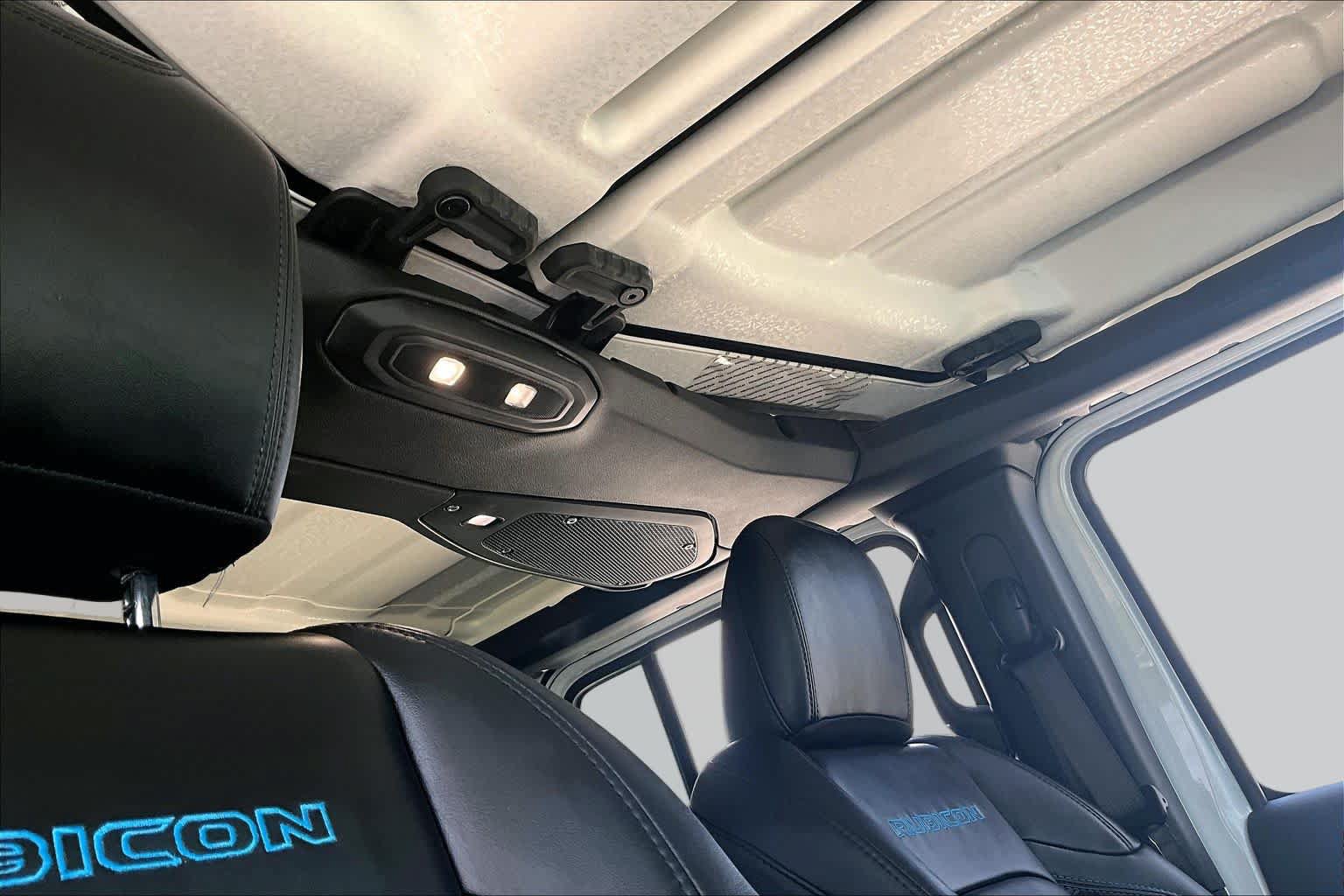 Used 2024 Jeep Wrangler Unlimited Rubicon 4xe w/ Convenience Group AWD/4WD image 13