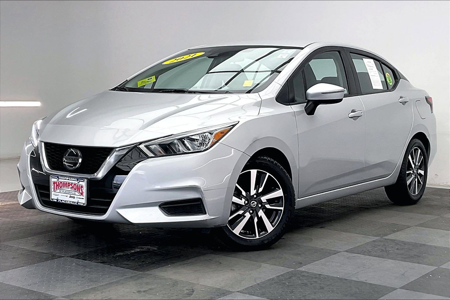 Used 2021 Nissan Versa SV FWD image 12