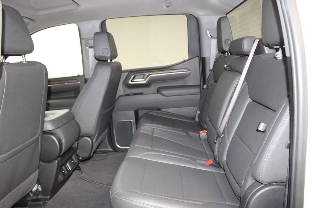 Used 2025 GMC Sierra 1500 SLT AWD/4WD image 23