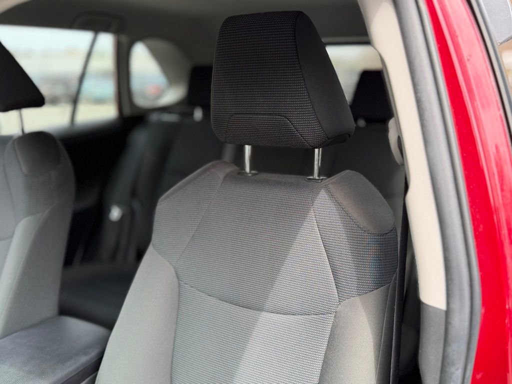 Certified 2023 Toyota RAV4 LE AWD/4WD image 7