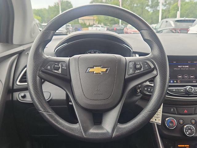 Used 2020 Chevrolet Trax LT FWD image 14