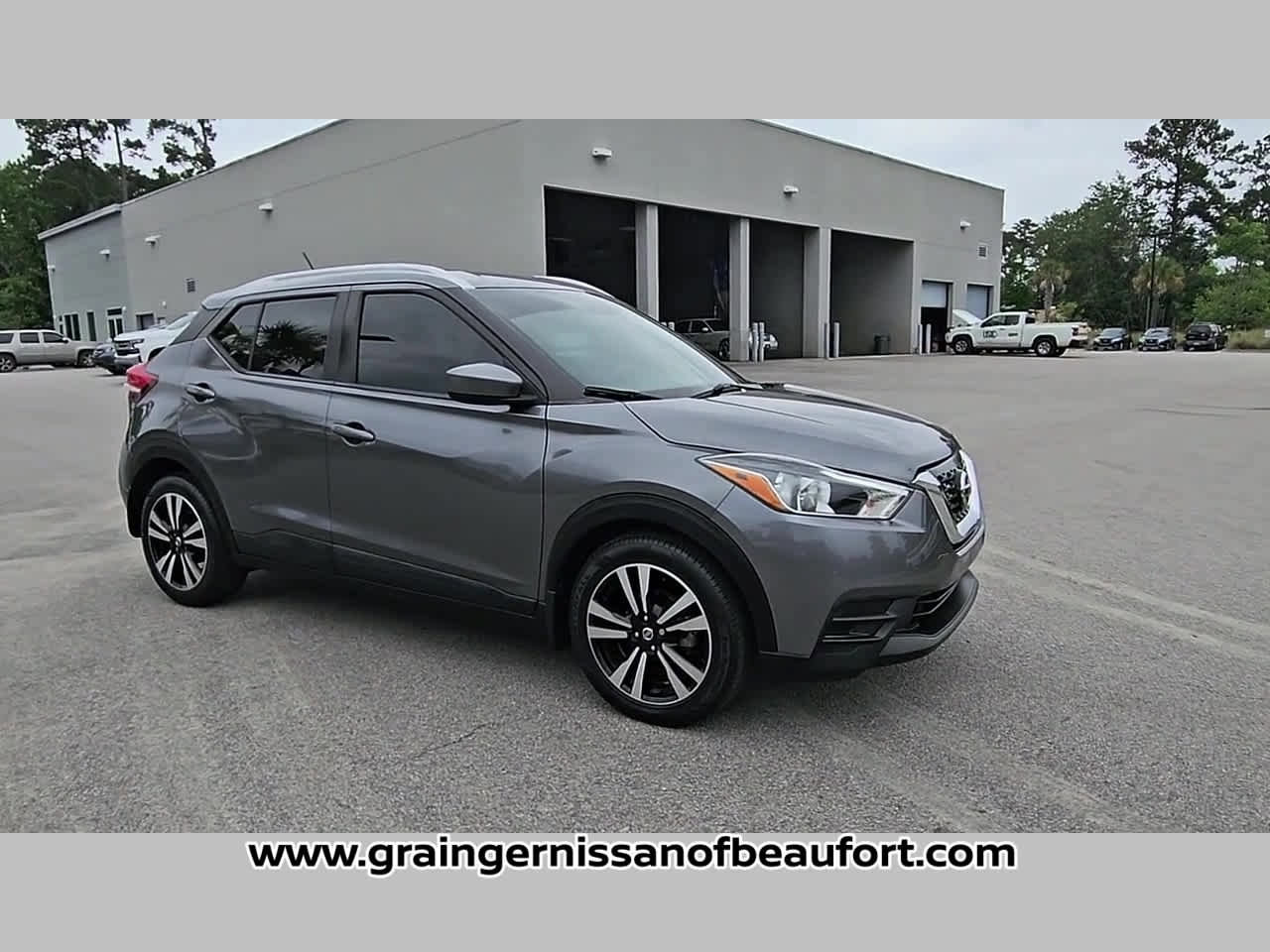 Used 2018 Nissan Kicks SV FWD image 34