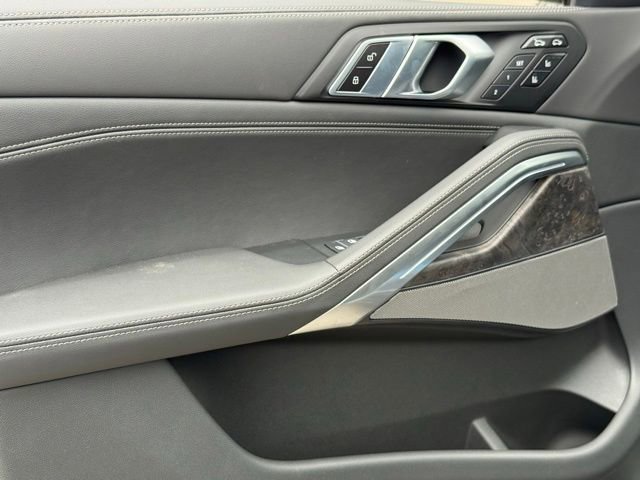 New 2027 BMW X6 xDrive40i AWD/4WD image 15