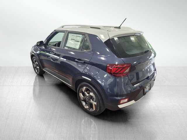 Used 2025 Hyundai Venue Limited FWD image 8