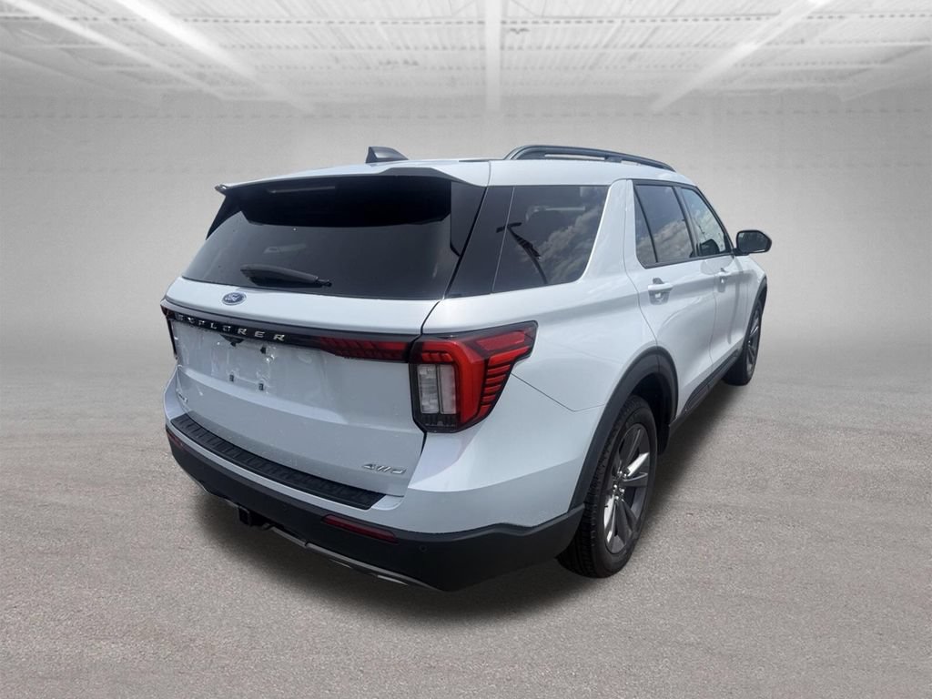 New 2026 Ford Explorer Active w/ Active Comfort Package AWD/4WD image 3